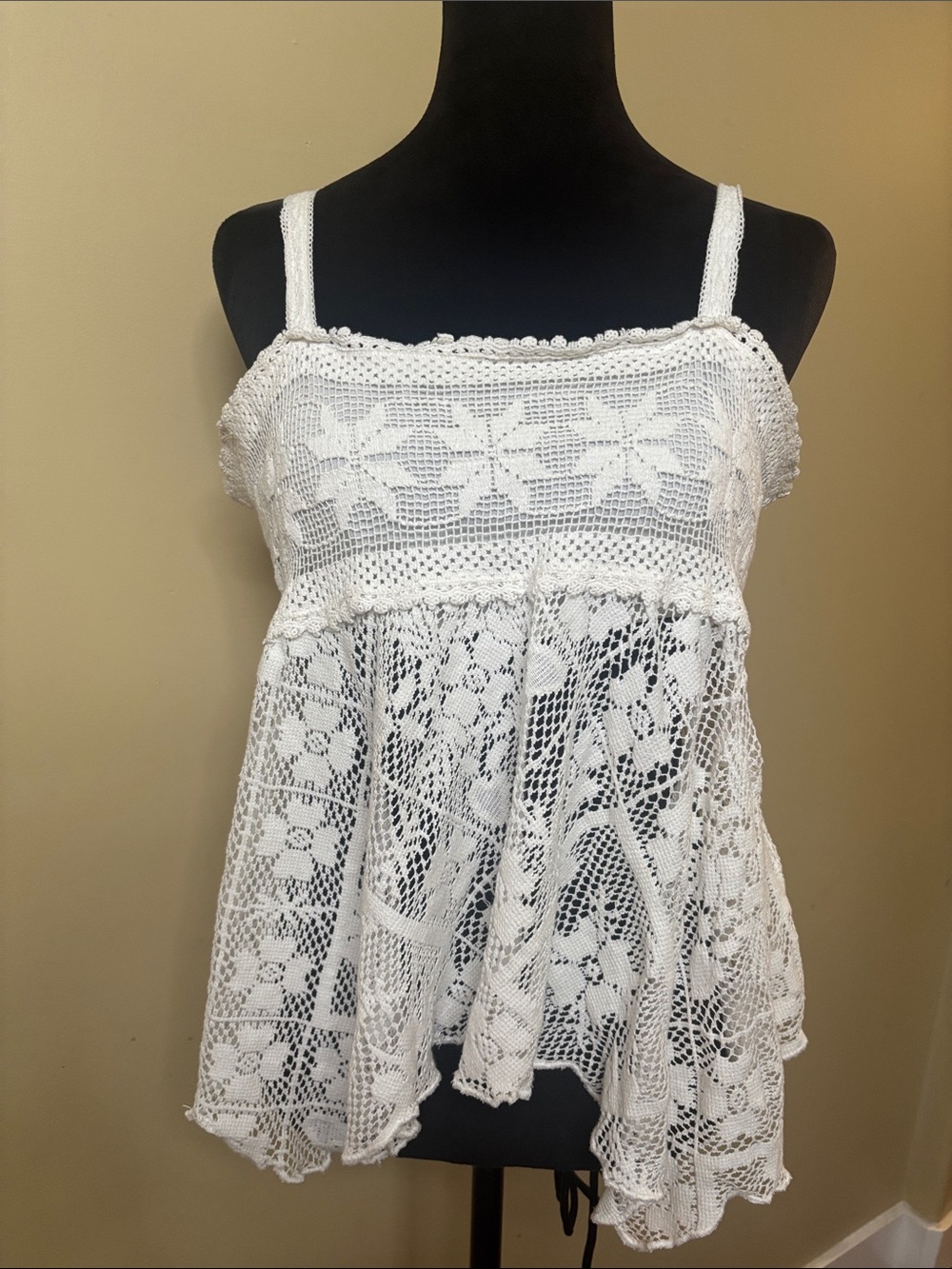 Lucky Brand white cotton Lace Handkerchief-Hem Tank Top